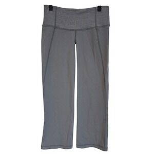 Lululemon Gray Capris Cropped Pants Athletic Workout Yoga‎ Size 4